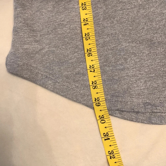 Publish size medium curbed hem gray thick T-shirt raglan French terry - Picture 7 of 8